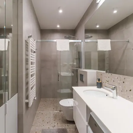 Apartments4u, Shellter *