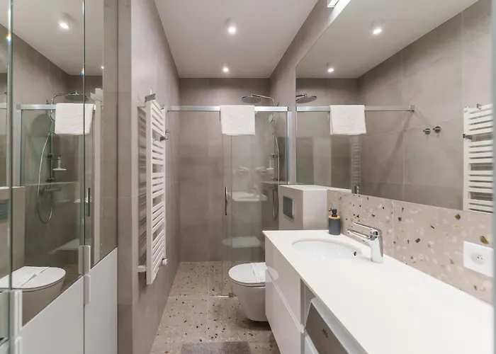 Apartments4u, Shellter *